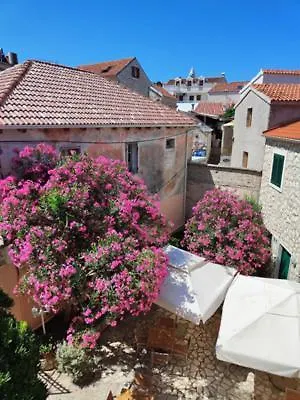 Adria 2 Guest house *