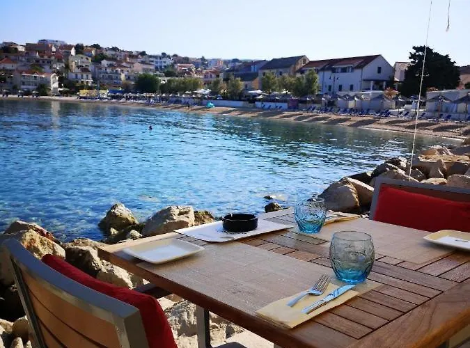 Adria 2 Gostinjska kuća *